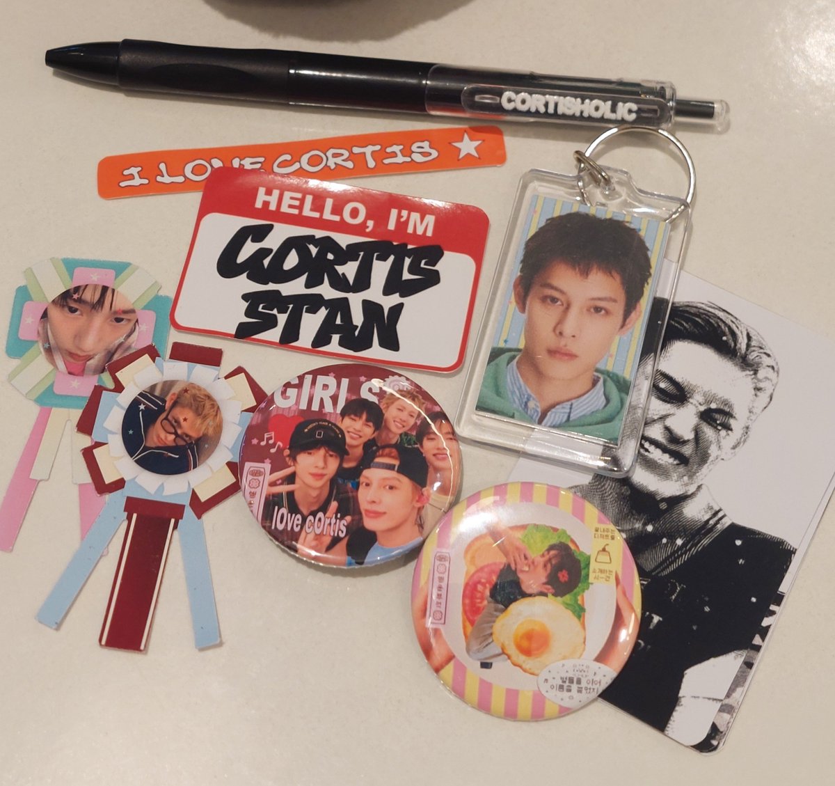 enhaluvcart's tweet photo. 💌

i ♡ cortis ! so happy with these
thank you for the free kit 🩶

☆ミ #thankswithluv @pastiluv https://t.co/KJSTeBtH0C