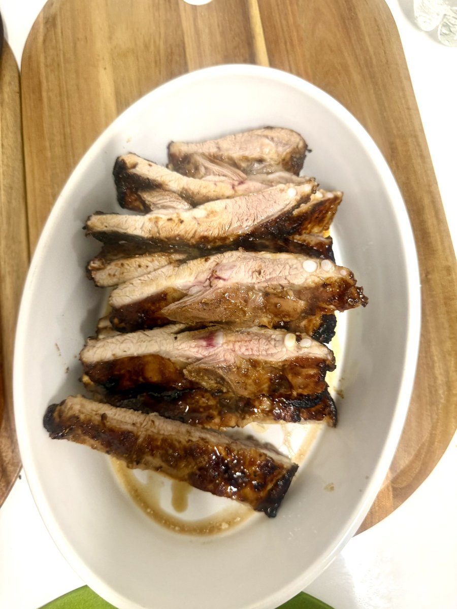 zennyelsie's tweet photo. Dinner ideas: grilled pork spare ribs paired with egg and potatoe salad #dinnerideas #dinner #homecooking https://t.co/gFzgvg2TPl