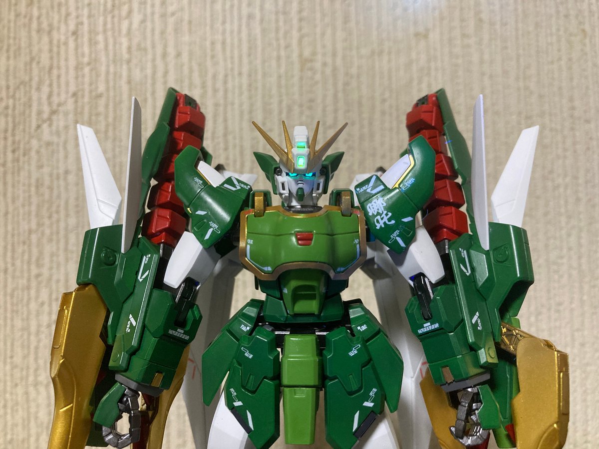 code1st1's tweet photo. 最後にビコーンさせて、今回はおしまいです。
以上、アルトロンガンダムEW、拡張パーツ込み、でした！

#ガンプラ
#ガンプラ好きな人たちと繋がりたい
#ガンダムW https://t.co/n5EkhEvIqy