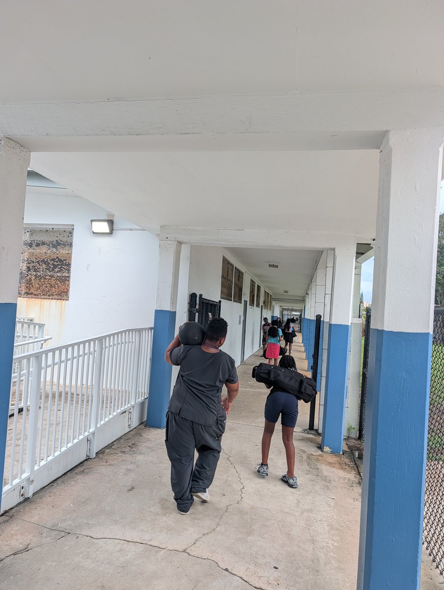 CoachFritzPE's tweet photo. To help my students understand the significance of September 11th, we did a workout consisting of lifts to represent the rubble, stair climbs, and carries to represent the victims carried from the building. https://t.co/81AMaMhuLM