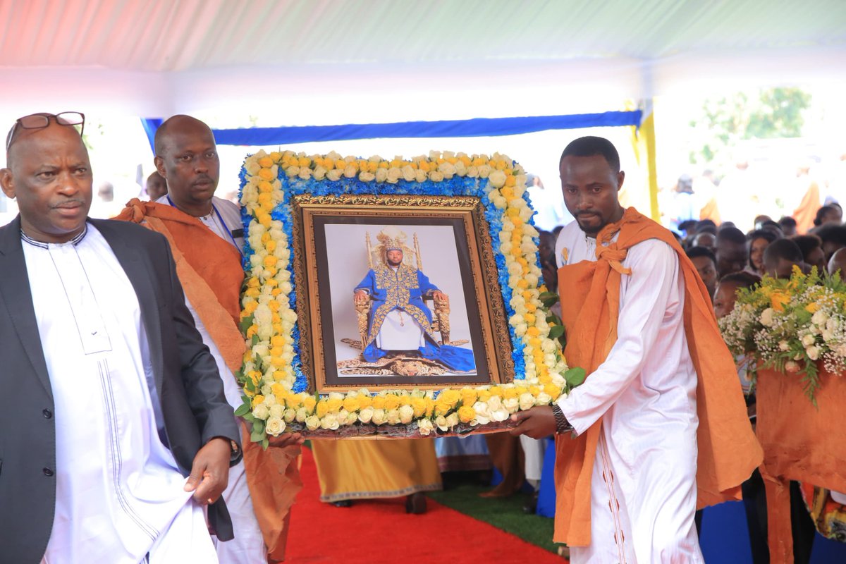 deltatvtukole's tweet photo. Enteekateeka z'okutabaaza Omuguta gwa Omukama Oyo Nyimba Kabamba Iguru Rukidi IV zigenda mu maaso e Tooro.

#DeltaTvTukole https://t.co/IRDdesf6L1
