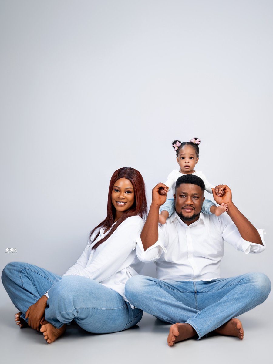 habibat_orente's tweet photo. FAMILY PORTRAIT

Photographed By ME📸 https://t.co/yGX3NoXsbe