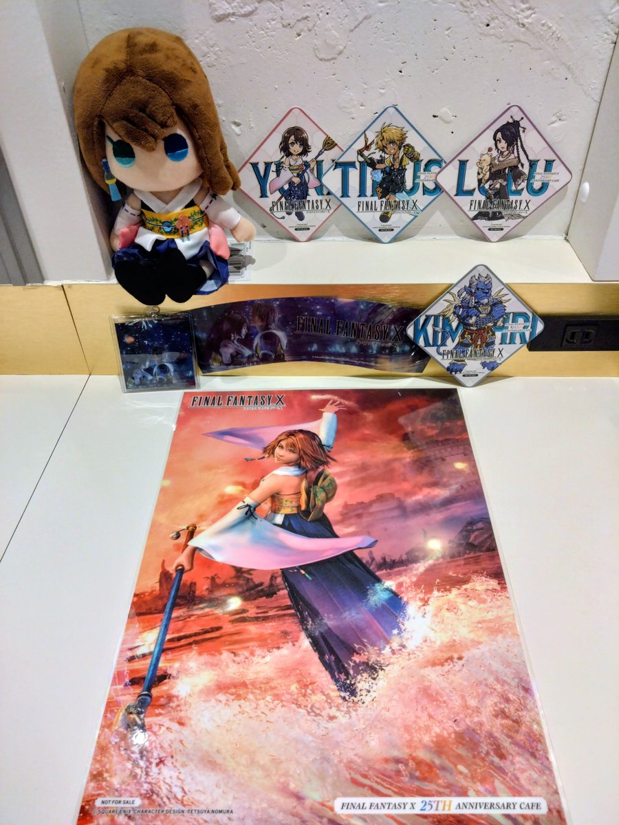 silmilky's tweet photo. #FFX #FFX25周年 #スクエニCafe&amp;Shop #新宿

FFX25周年記念期間限定(前期)が始まったので早速💨

ランチョンマットから運良く推しのユウナで始まり、席もユウナ、コースターもユウナ、他キャラかぶり無し✨
やっとポイントカード配布開始で過去のレシートを持参するとその分もスタンプ押してくれます👍 https://t.co/IsImfQocsG