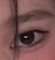 footslave2383's tweet photo. ㅅㅈㅁ 주인님의 신발 깔창
보자마자 헉 소리가 나왔던 상당한 미모를
가지신 주인님...
그런데 생긴거와는 반대로 신발냄새는
상상을 초월했다 내가 학원에서 맡아봤던
냄새중 2번째로 심했으며 여름때도 이 신발을 애용하셔서 그런지 깔창을 빼자마자
특유의 역겨운 냄새가 바로 올라왔던 기억이.... https://t.co/4XlOf7T5oP