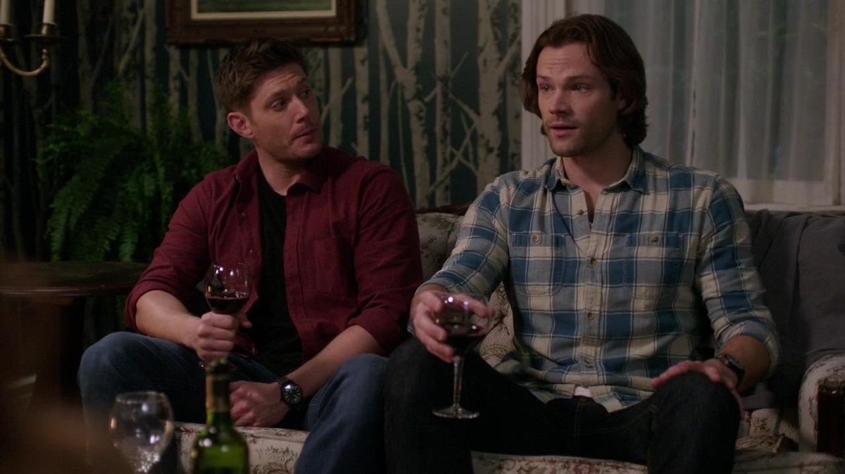 Otter_Walker's tweet photo. You just have to look closer to find it 😌❤️💙
#SamandDean https://t.co/rW3wmyDh1x