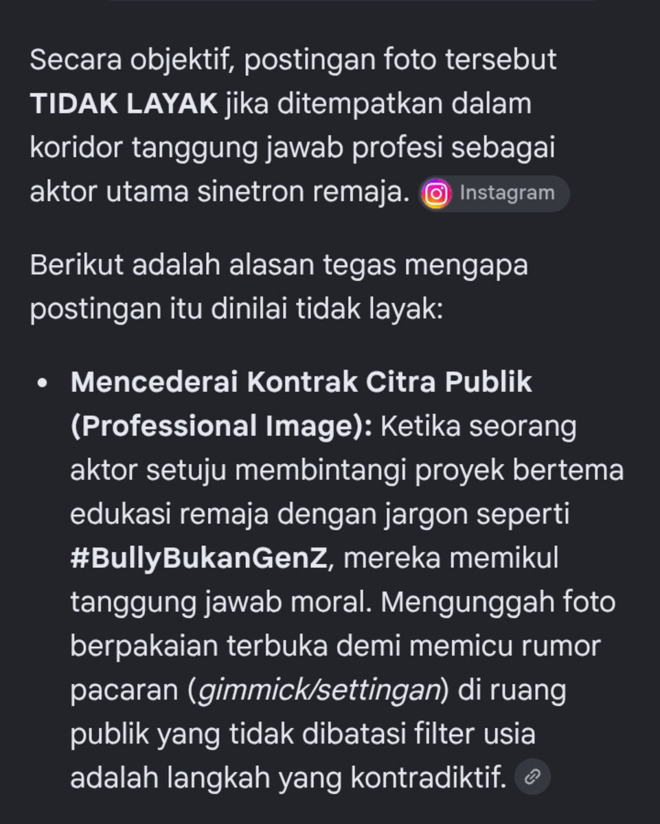 jonmaidae's tweet photo. udah ya anjjj, lu kalau negur ya tegur aja. gk usah pakai qrt atau reply ke mereka. yg mau bawa ke gp mikir lg sosmed tuh tempat org dengan pov berbeda, kalau menurut lu nyebarin itu ke gp jalan keluar ya sama aja lu matiin karir fav lu sendiri. inget dia pu di sinet rate 13+ https://t.co/rDmVrF7H8m
