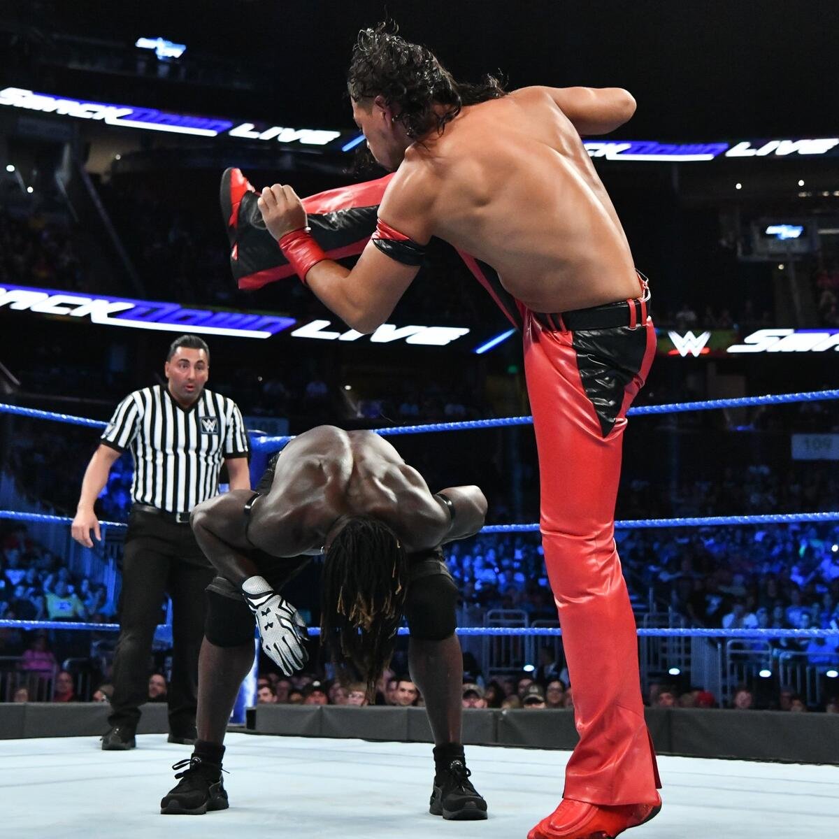 KaiStormPG's tweet photo. He Catches Jackson And Then Kicks His Back Knocking Him Down... He Slams The Knees Into Jackson Face...

REO LINES UP THE ROCKED AND STUMBLING JACKSON... ONIS REQUIEM... Jackson Ducks!! IT CRACKS THE REFEREE INSTEAD!! OUR OFFICIAL IS DOWN!! https://t.co/WC8CsoiLAM