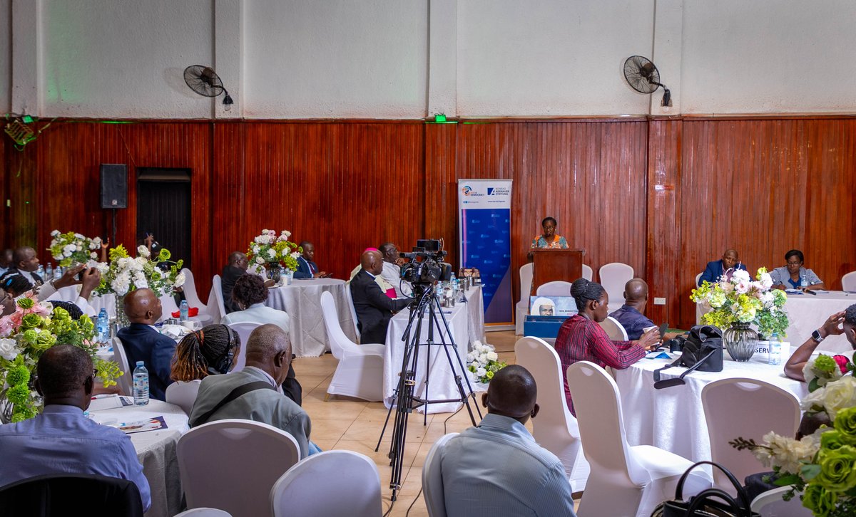 KasUganda's tweet photo. In his address, Archbishop Emeritus Odama highlighted Kiwanuka’s inclusive vision of Uganda: “His thinking was thinking of humanity in Uganda and across religion, across ethnic groups, across political groups.” Bp Odama said. #KAS4Democracy https://t.co/9UJX848kPM https://t.co/PzlFF19siw