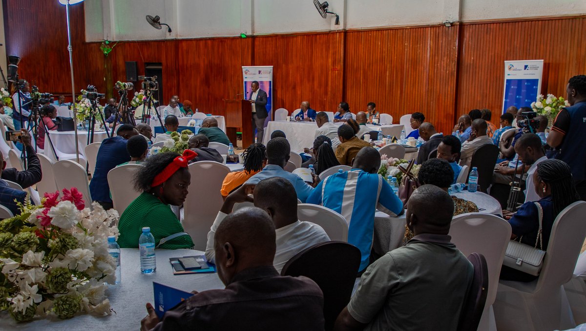 KasUganda's tweet photo. Bernard Mukhone commended Kiwanuka’s courage as Chief Justice. He noted that at a time when silence was the safer path, Kiwanuka defended the independence of the judiciary. #KAS4Democracy https://t.co/P9FE1uYk1P https://t.co/LXz20Ppss2