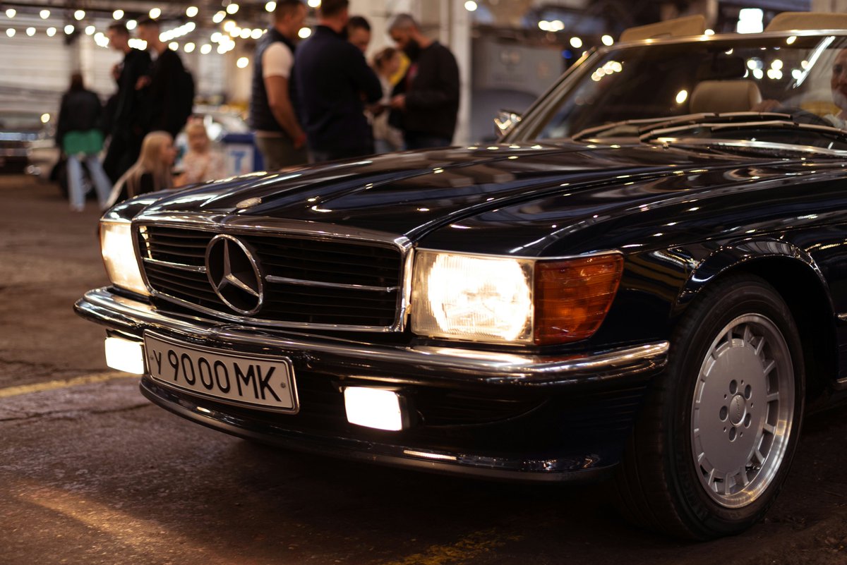 AutoClubArt's tweet photo. Mercedes-Benz SL @MercedesBenz https://t.co/6QkPZlMhC7