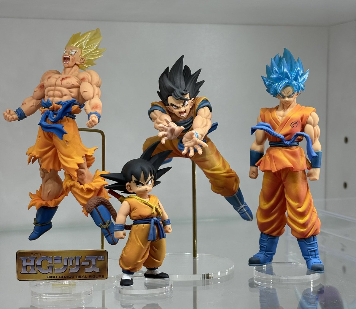 HGDG57818345's tweet photo. HGドラゴンボール 06  GOKU EDITION2
かめはめ波　孫悟空　
リペイント

うっすら照り返し表現にチャレンジしました

ついに揃ったぜ https://t.co/xW1yzWkA1e