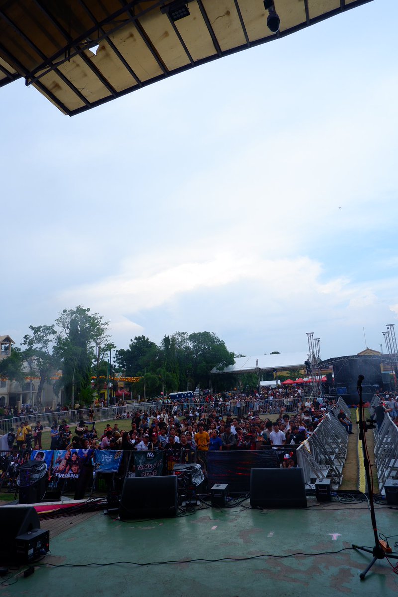 tmtambayan's tweet photo. #TeaMFair2026 CROWD CHEEEEECK! 📣

Malapit na mag simula ang pre-show set. Kaya tara na dito sa #TeaMFair2026 Bais City Ball Field. 

FREE GEN AD ENTRY UNTIL GATES ARE OPEN! LEZZGAAAAAW https://t.co/ylF9hPYgK4