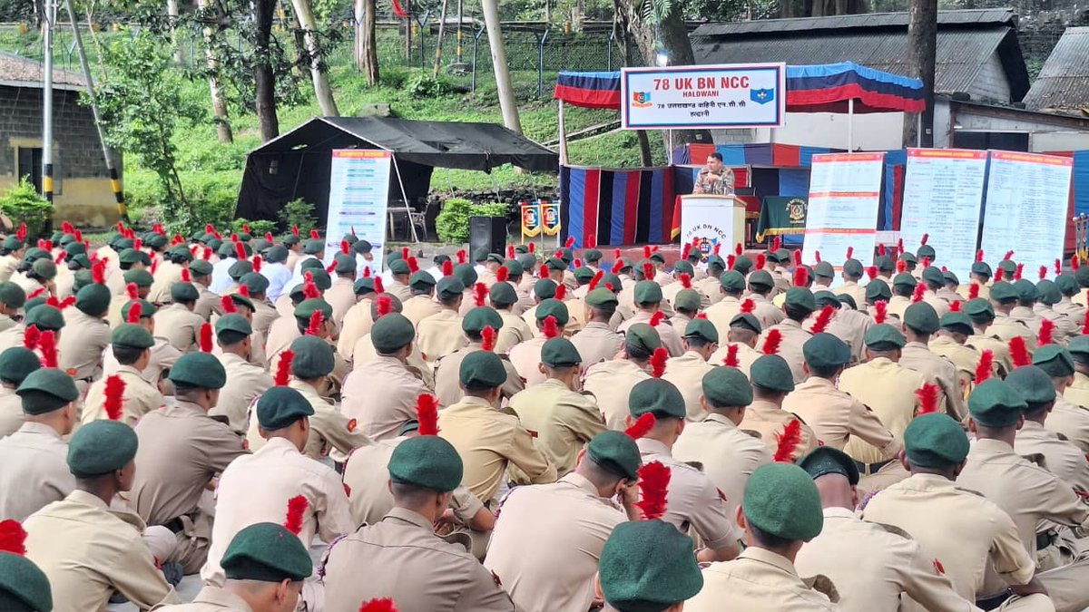 ProDefLko's tweet photo. A motivational lecture was conducted by ARO on “Join the Indian Army" highlighting various aspects of Agnipath Scheme.

Over 350 people attended the event which aimed to give an idea to cadets on conduct of rally, bonus mks, merit list and imp of Tech entry and Medicals. Special emphasis was given on aspects of offrs entry in different branches.

Focus was given on the transparent and fair selection system in place, cautioning students and cadets against fraudulent activities and anti-tauting measures were discussed.

The program witnessed enthusiastic participation, with  active engagement in Q&A sessions, clarifying their doubts.

Awareness and publicity material including caps, posters, handouts, diaries, notepads etc was distributed among cadets/students to enhance awareness and generate enthusiasm towards joining the armed forces.