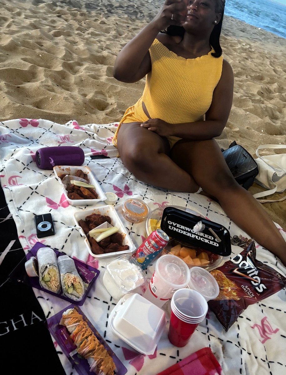 TheGenerallho's tweet photo. I’m so cute 🥰 https://t.co/JeK8U0QyhL
