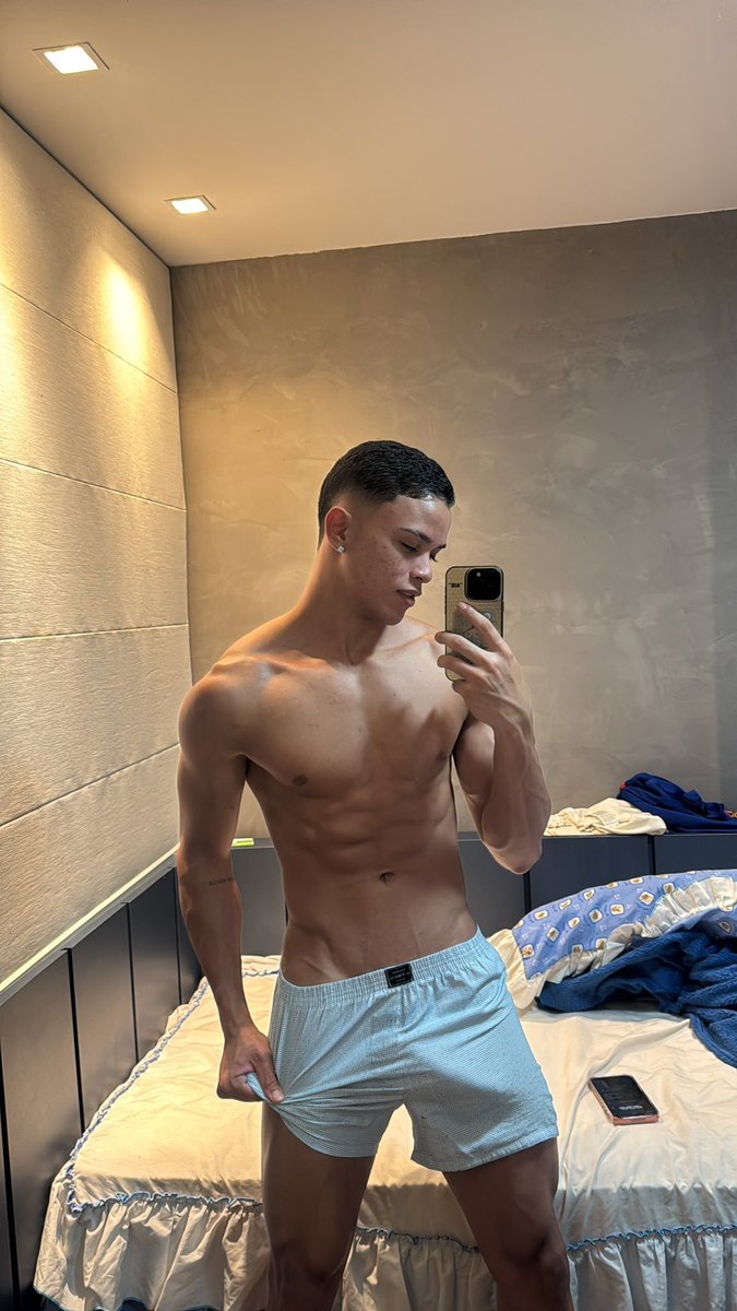 suyanllimas's tweet photo. 🤤😈 https://t.co/cTeSEv2DcZ https://t.co/8J0O9Gbl9b