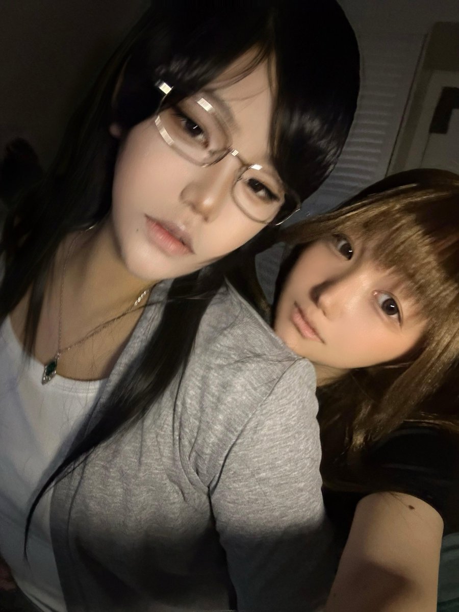 Reizukatn's tweet photo. 匆匆那年。
#颖红颖 #紙の家 #纸房子 
颖是朋友。 https://t.co/VaNTyrIHYR