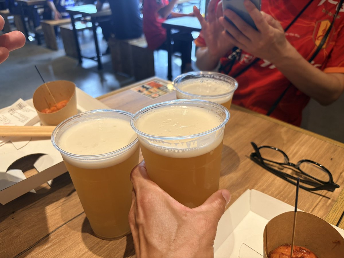 dadadamadadad's tweet photo. 楽しいひととき🍻 https://t.co/5InQEI9dCG