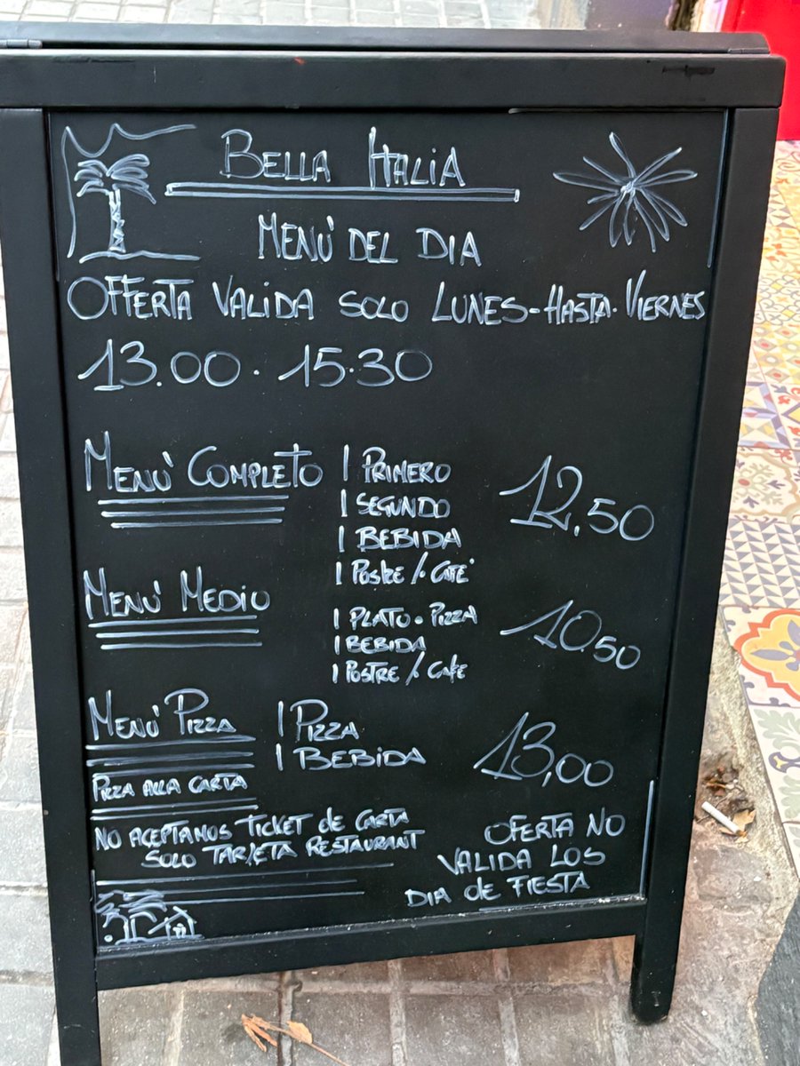 PompeuGuarner's tweet photo. Bella Italia, un altre dels centenars, o potser milers, de restaurants de Barcelona que exclouen el català de la retolació. https://t.co/w7qmyhDLkO