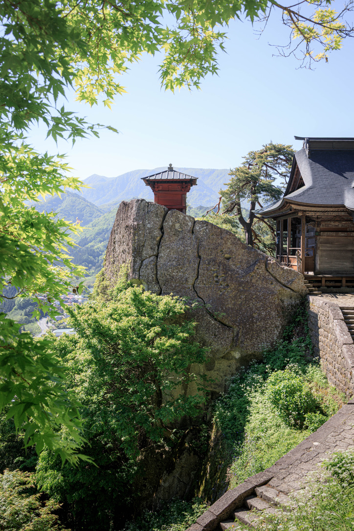 rimaphoto's tweet photo. 立石寺、お堂まで続く道もとても綺麗で https://t.co/FwLBwHs6PX