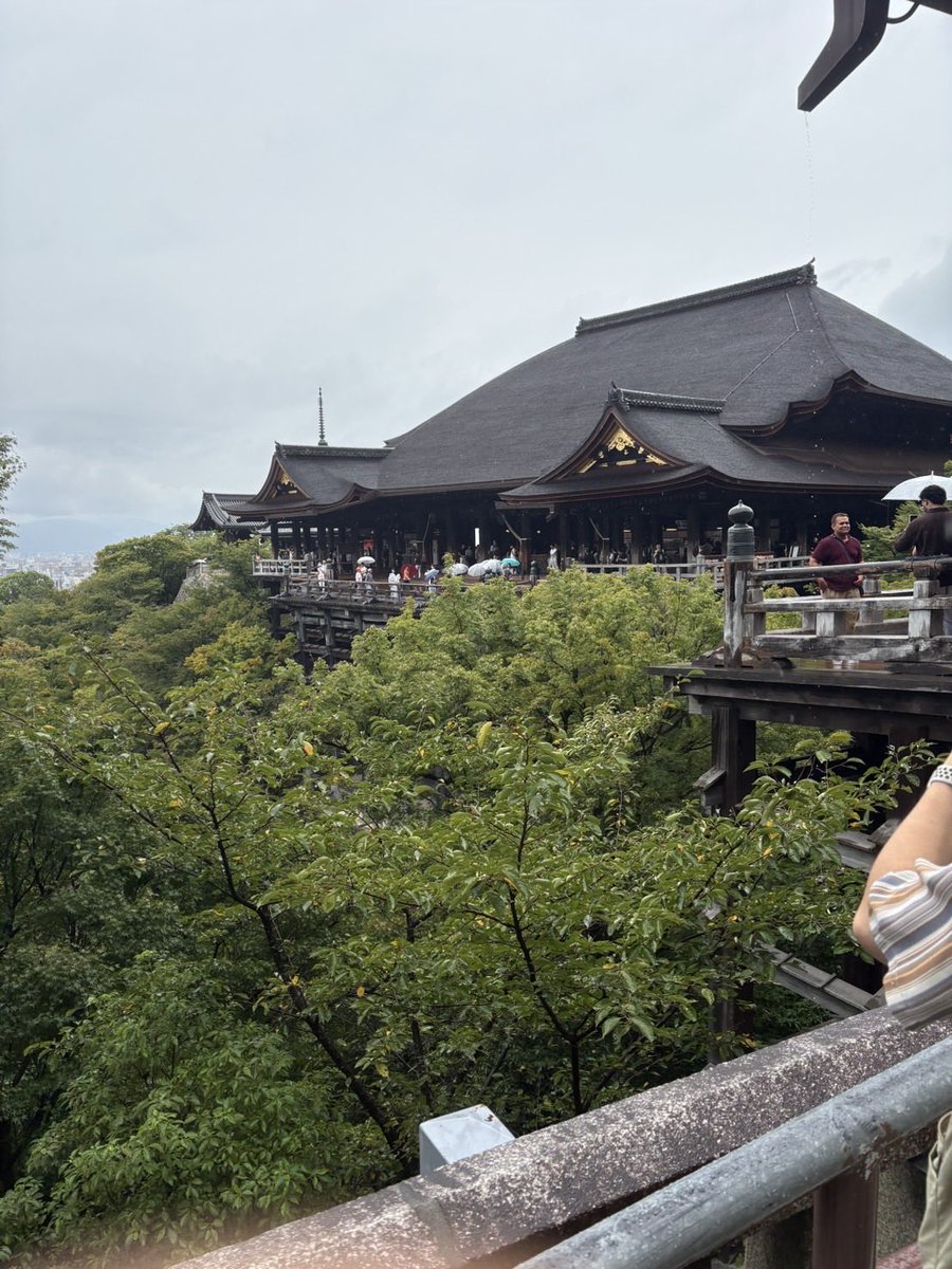 pegpegJPEG's tweet photo. 関西旅行行ってきた！！

歩きすぎて疲れたけど最高やった！！ https://t.co/w5AoYlH8Z2