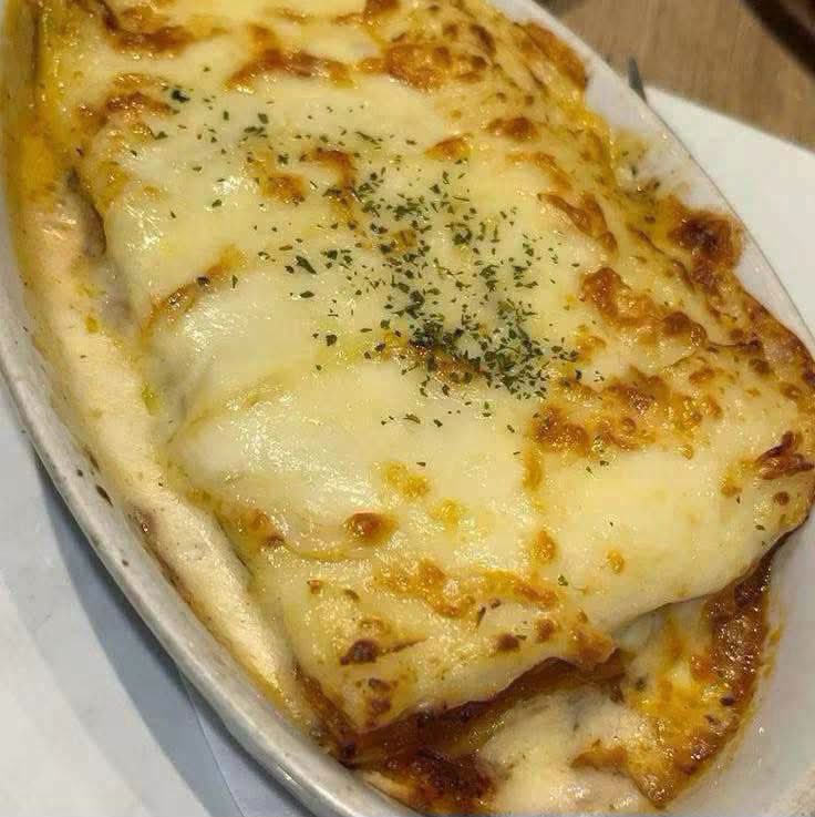 rvinjayx_'s tweet photo. Greenwich Lasagna Supremacy💚 https://t.co/IQhZR25yk6