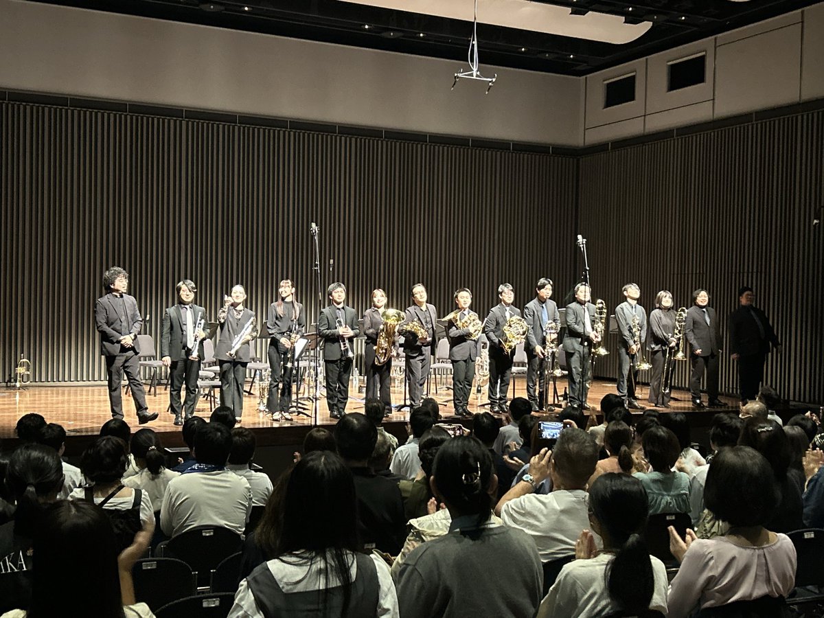 loro6006's tweet photo. 昨日はご来場いただき、誠にありがとうございました！

多くのお客様に、大編成ならではの響きをお届けできたことを大変嬉しく思います。

初めての挑戦でしたが、皆さまの温かい拍手とご声援のおかげで無事終演することができました。

次回公演も企画中です！！
また皆さまとお会いできますように🎺 https://t.co/e2GKKBu00h