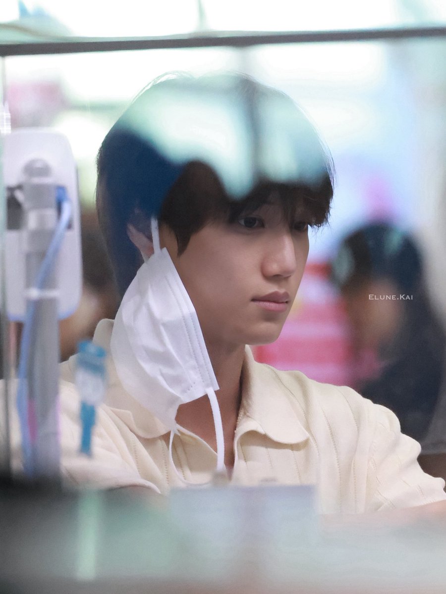 EluneKai's tweet photo. 260912 KHH 

#카이 #KAI https://t.co/WZamv34axt