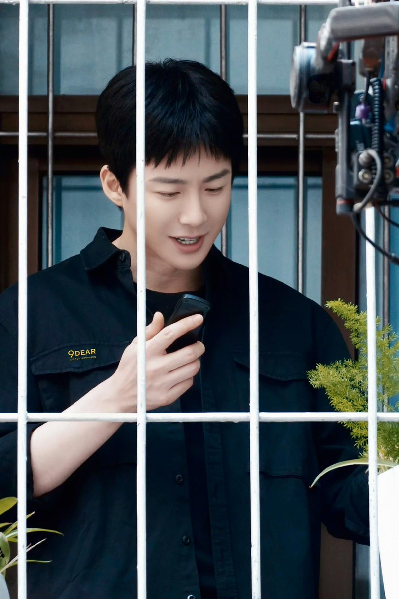 zclclub's tweet photo. 하 얼폼 미쳣네 어떻게 하면 고경관한테 잡혀갈 수 있냐고요 https://t.co/L9LLtjM1k7