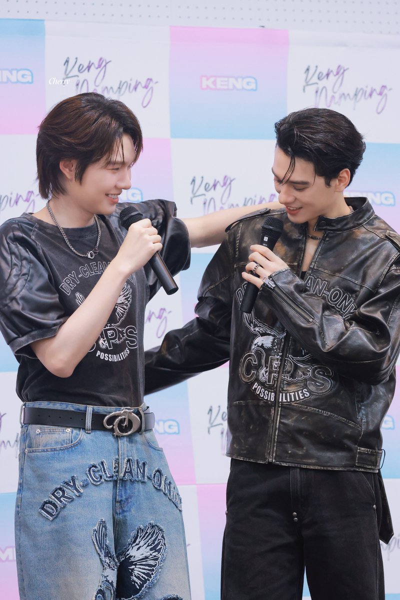 bubblycherry_'s tweet photo. รอบสอง มีคนฟินตั้งแต่เริ่ม 😆

KNP FSDAY IN JAPAN
#KengNamping_FANSIGNDAY_inJAPAN
#kengnamping https://t.co/4jlXTMBfJt