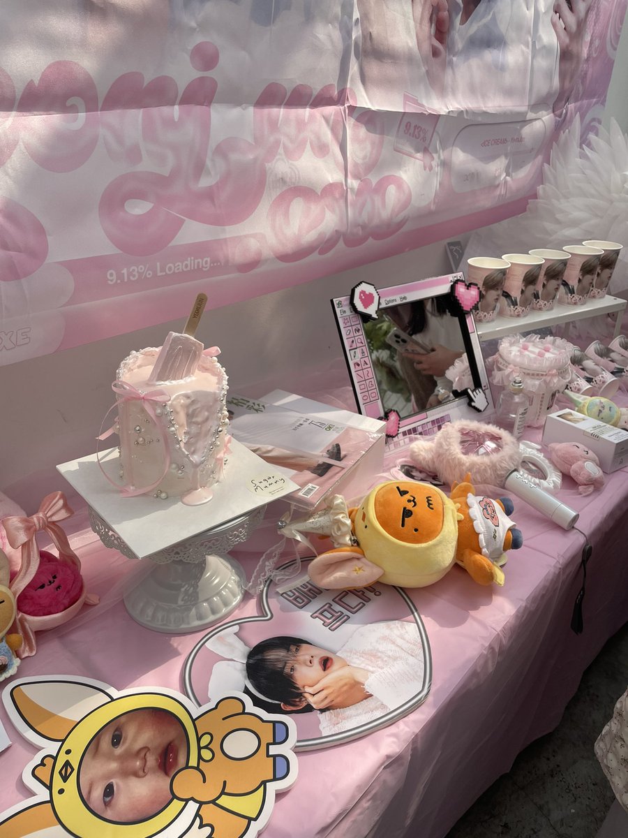 sarahmaph's tweet photo. #YeonjunCharmFile_Unzipping

Everything is soo cuteee. https://t.co/Wr9r3ZGt2K