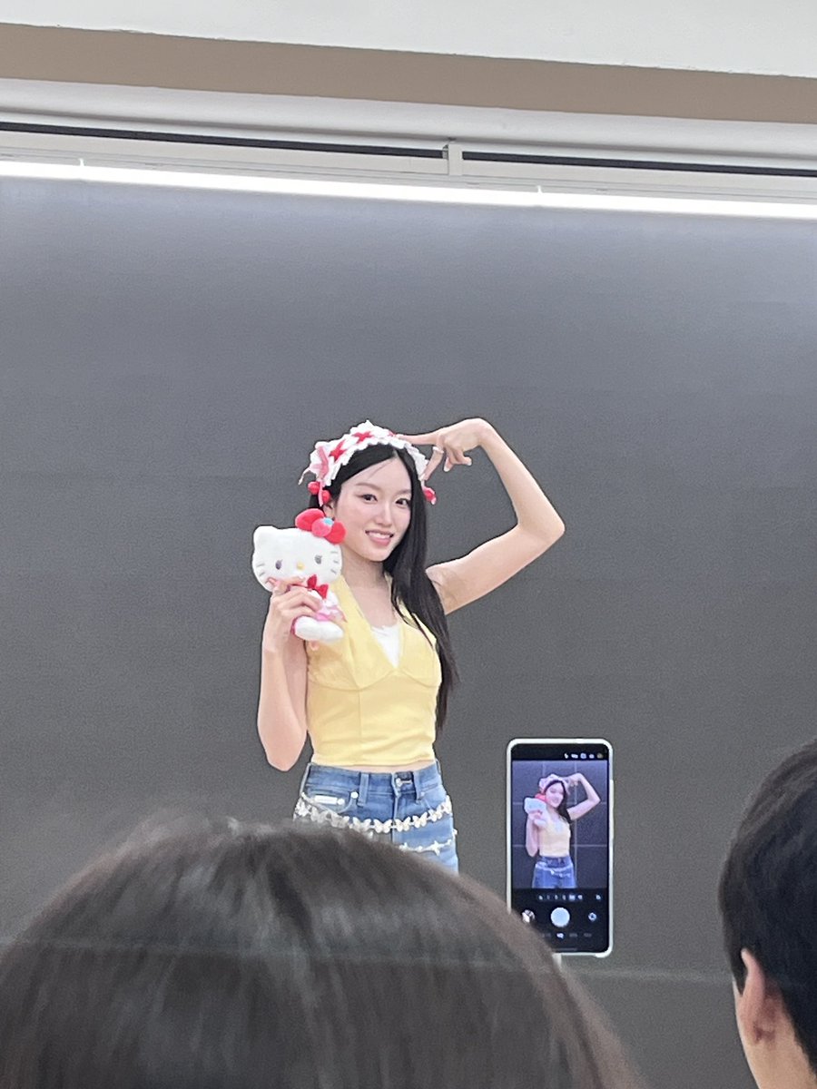 vvonisk's tweet photo. 권냥이 제발저요.. https://t.co/afcWKyvHBr