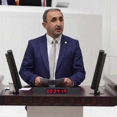 medya_post's tweet photo. 🗣️HÜDA PAR Gaziantep Milletvekili Şahzade Demir:

"Hastanelerdeki mahremiyet sorununu çözmek artık bir ahlak sorunudur. Müslüman bir ülke olan Türkiye’de kadına erkek doktor muayenesinin dayatılması ahlaksızlıktır." https://t.co/pBsthss3vl