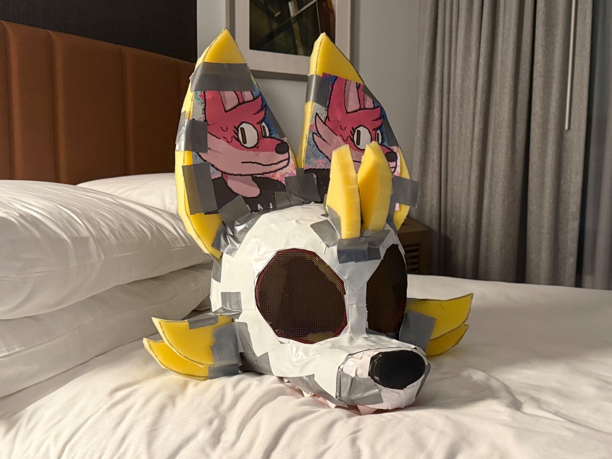 urafoxa's tweet photo. Find me at the fursuit group photo, or something! this is my suit head, i'm all ears! Even if it's only meant to last for a day. Note: just commission a professional, dummy...
#fursuit #furrymigration #furrymigration2026 https://t.co/Pyb8Sr5EFg