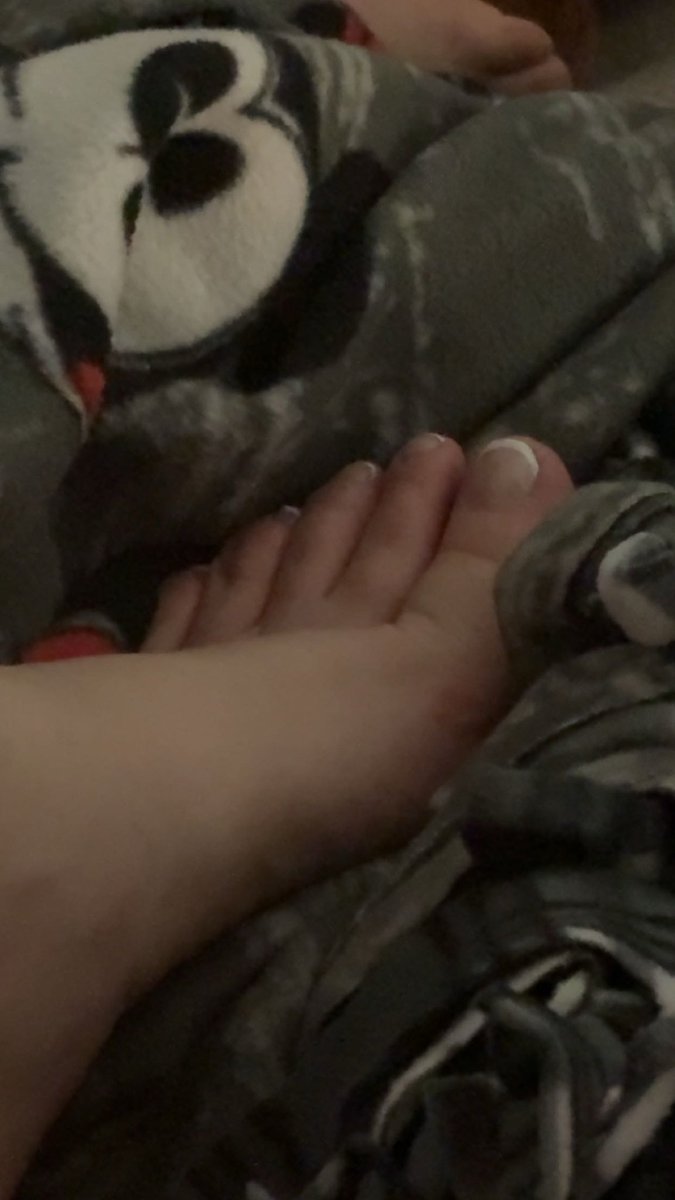 svccubusriri's tweet photo. u can’t resist 

findom goddesspay feetpics footpics feetfetish footfetish nsfw paypig findomme nsfwtwt https://t.co/k4bBN3lhfZ
