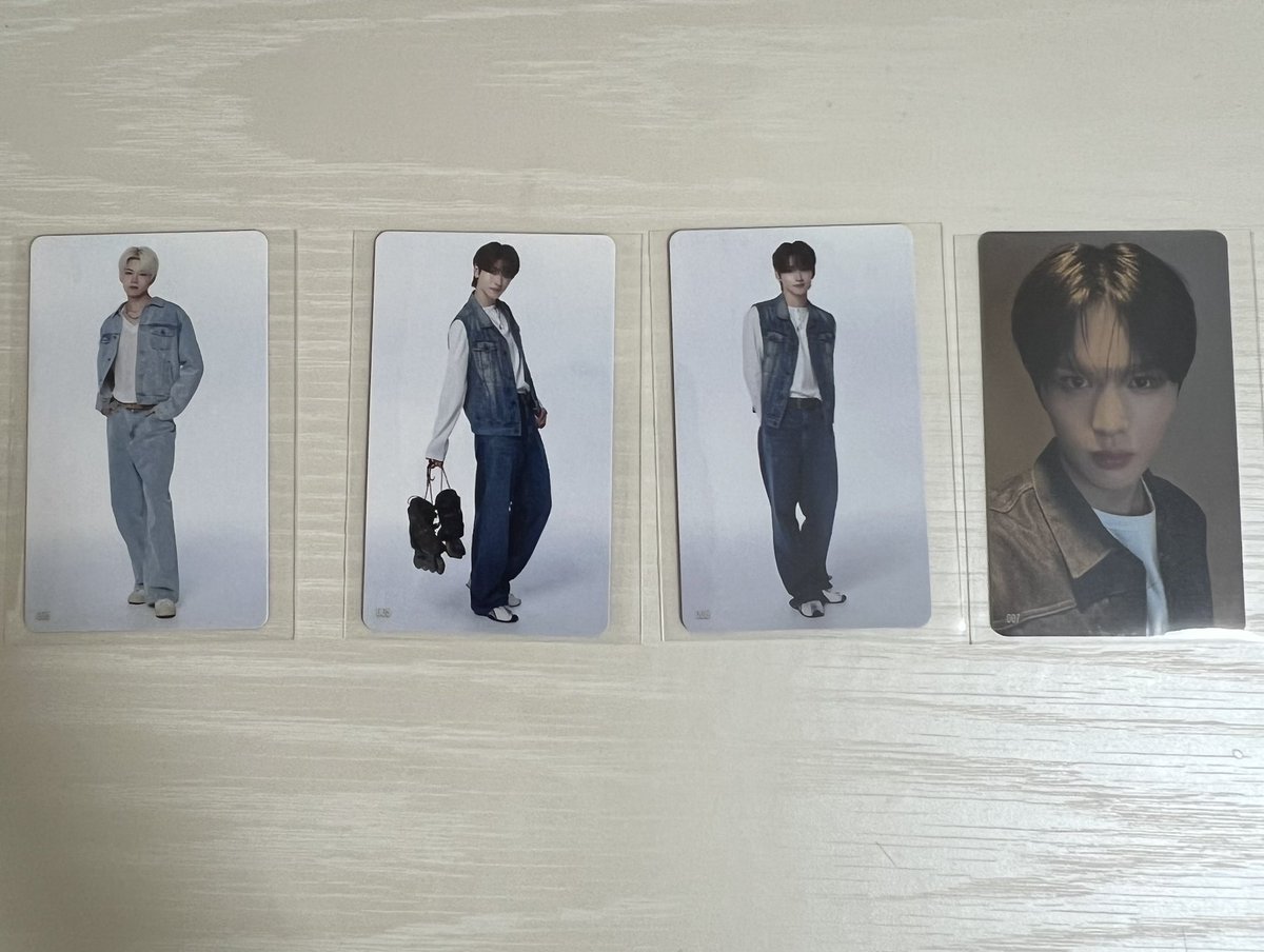 ny_yn10's tweet photo. KO1KEYZ 1st fan meeting 交換 
トレカ　ラントレ

譲:杉山、加藤、安部
求:シンヘンorシヨンor柳谷or矢田or飯塚

郵送希望です💌
#KO1KEYZ_FANMEETING 
#KO1KEYZ交換 https://t.co/naGHAF66pW