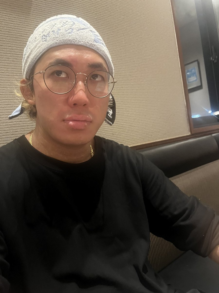 huyuuma's tweet photo. 超おそよ！編集進捗7割ぐらい来たぞ🔥

昨夜の超命の危険！心霊SP遊んでくれたみんなありがとう！俺も超楽しかったです✨

白熱チームレンタル肝試し徹夜ミーティングにて次回から激怖映像の連続解禁が決定してしまったぞ🛻👨‍🌾🐒💦ﾔﾊﾞｲﾉｸﾙｿﾞ~！ https://t.co/oYeoPv29zw