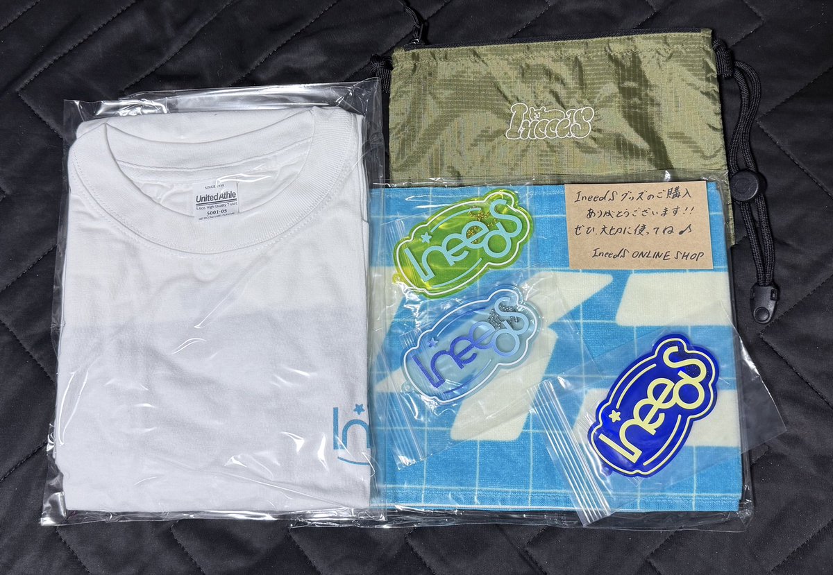 mocho55's tweet photo. グッズ到着✨
Tシャツ、タオルも手に入れたので、
ライブに行く準備は万端👍
楽しみだーﾜｸﾜｸ
ちなみにライトブルー争奪戦に勝った1人は自分です🫡
#IneedS https://t.co/dnxu6ex8aH