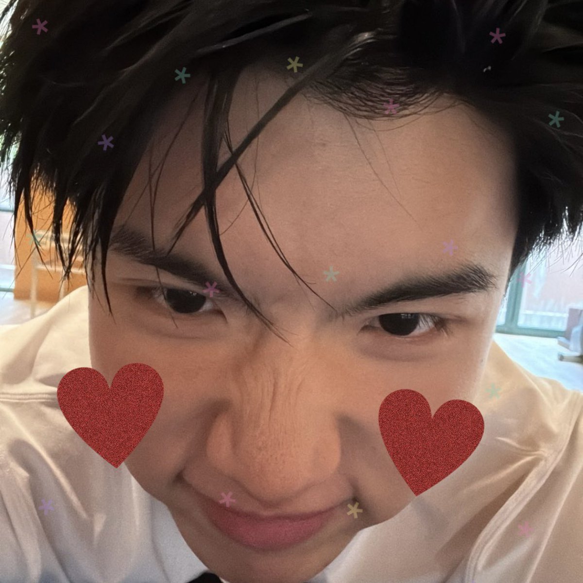 bamlabooo's tweet photo. น้องคีนเป็นเด็กดีมากจังเลยยยยยย ตัวเองพึ่งทำงานเสร็จแท้ ๆ แต่ก็ยังมาวิ่งเล่นให้ทุกคนได้เห็นหน้า เห็นแก้มแดงๆของหนู 🍅🍅 

//พี่ยิ้มกว้างมากเลยแหละวันนี้ แล้วน้องคีนอะยิ้มเยอะๆรึยังน้าวันนี้ :) 🤲🏻⭐️🫧🎀 https://t.co/VBl75pDTeF