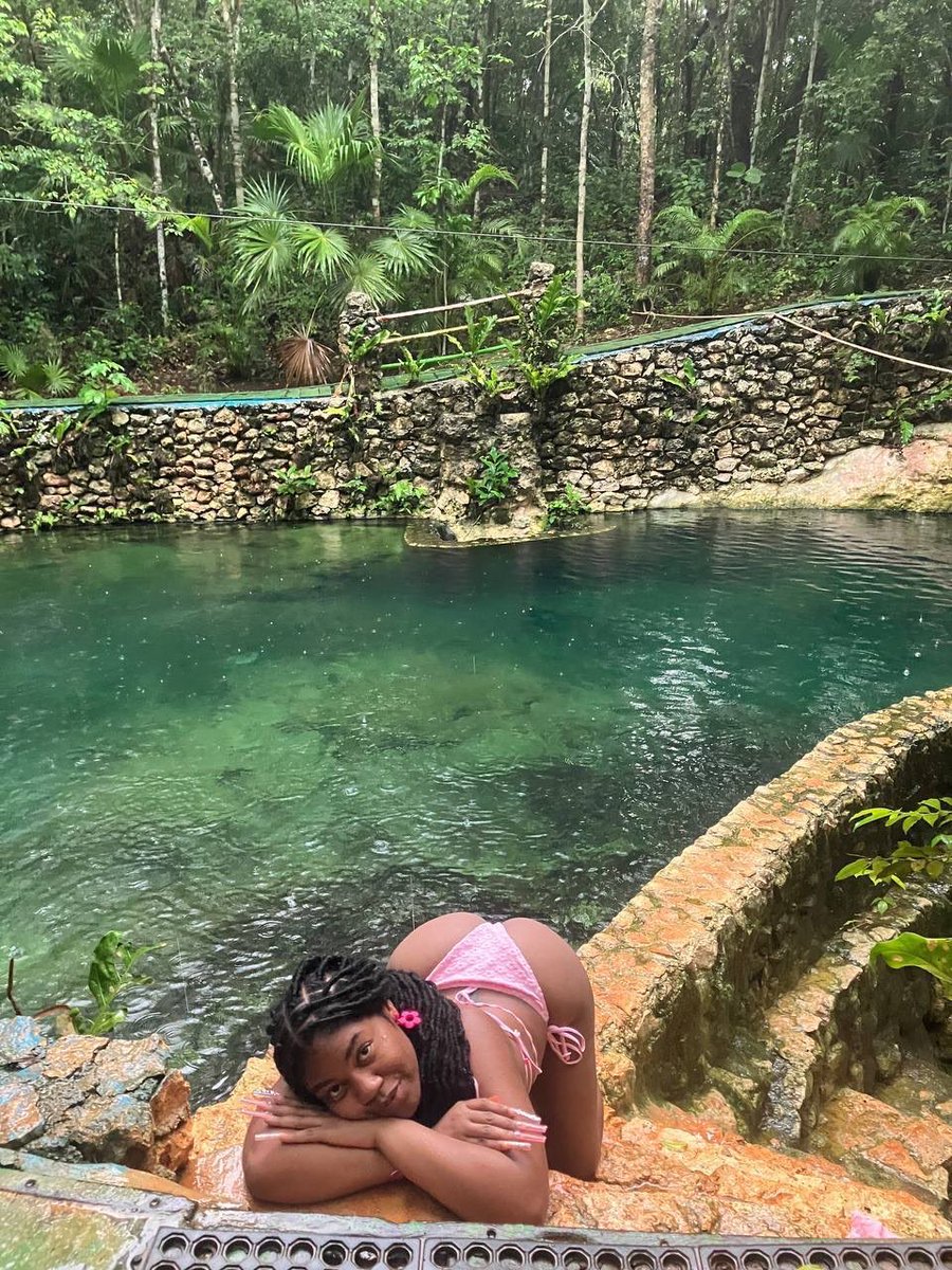 1mistressla's tweet photo. Fund my next birthday trip 8/14 🏝️
“while worshipping my bouncy 🍑”
CONTRIBUTE NOW! IM NOT ASKING 🤬 https://t.co/1BizJSwFCF
