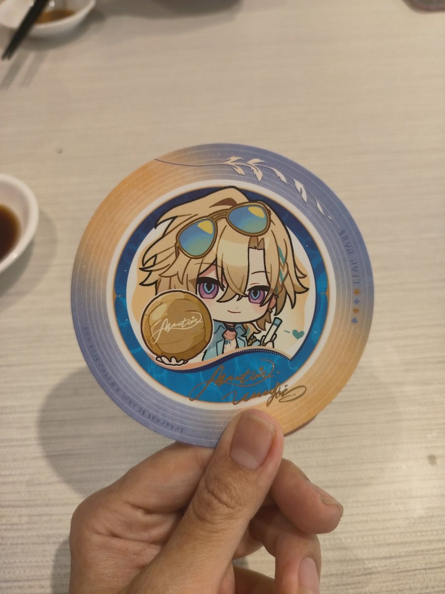 Aokazesora44's tweet photo. หาแลกลาย 4 ค่า🥺

#ตลาดนัดรางดาว
#HSRxgrattebkk #gratte_animatebkk https://t.co/lpBSqJVdV4