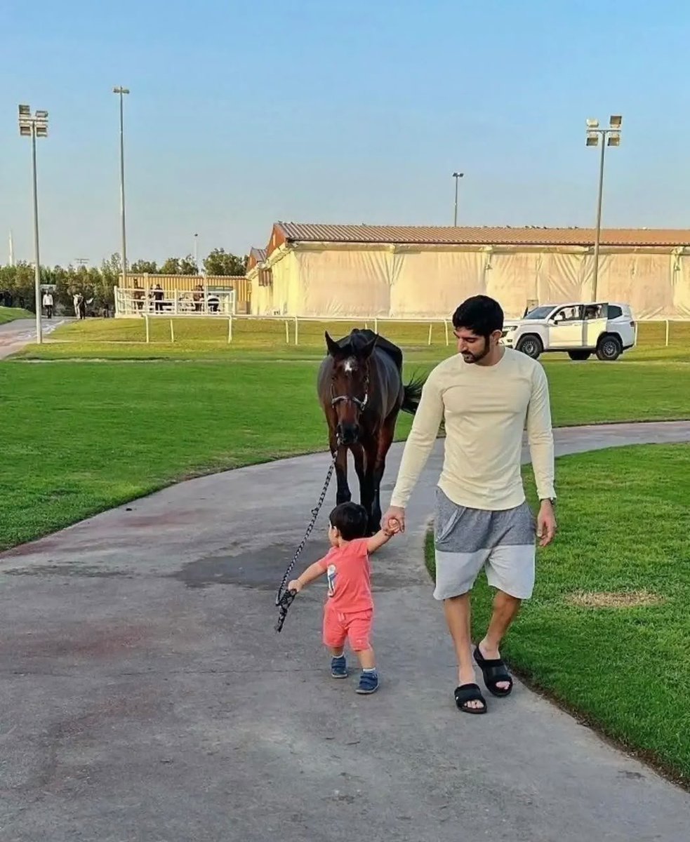 fazza2se3's tweet photo. You love my son ❤️ like I love you? https://t.co/NyoYpHznOS