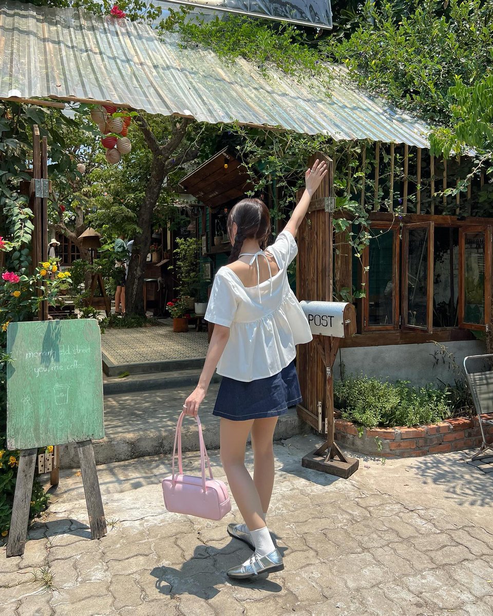 Serotonina_SCQ's tweet photo. 好きな映画やおすすめのドラマがあったら教えてほしいな。 💖
IvcQ https://t.co/4irlSOTTSA