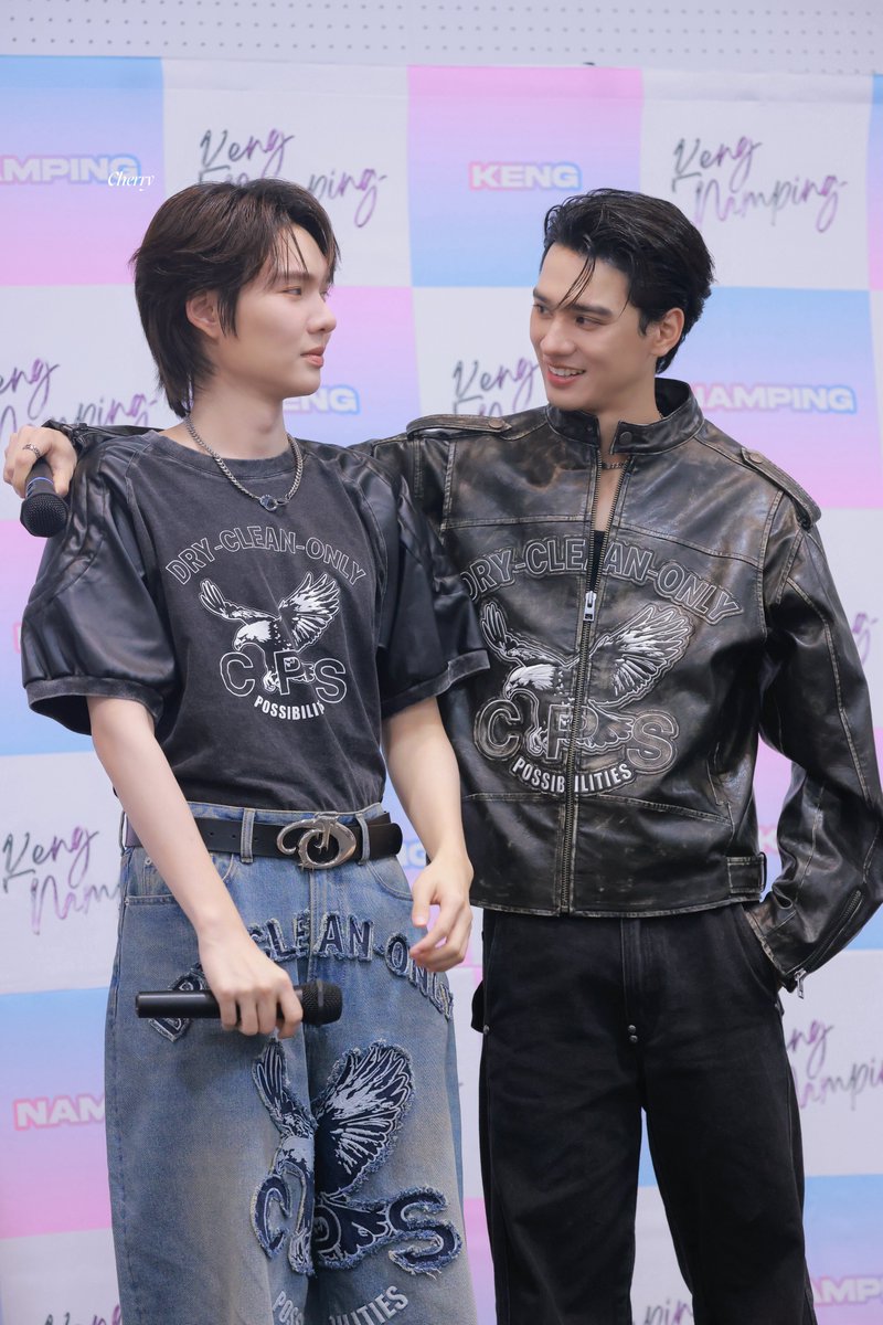 bubblycherry_'s tweet photo. รอบสอง มีคนฟินตั้งแต่เริ่ม 😆

KNP FSDAY IN JAPAN
#KengNamping_FANSIGNDAY_inJAPAN
#kengnamping https://t.co/4jlXTMBfJt