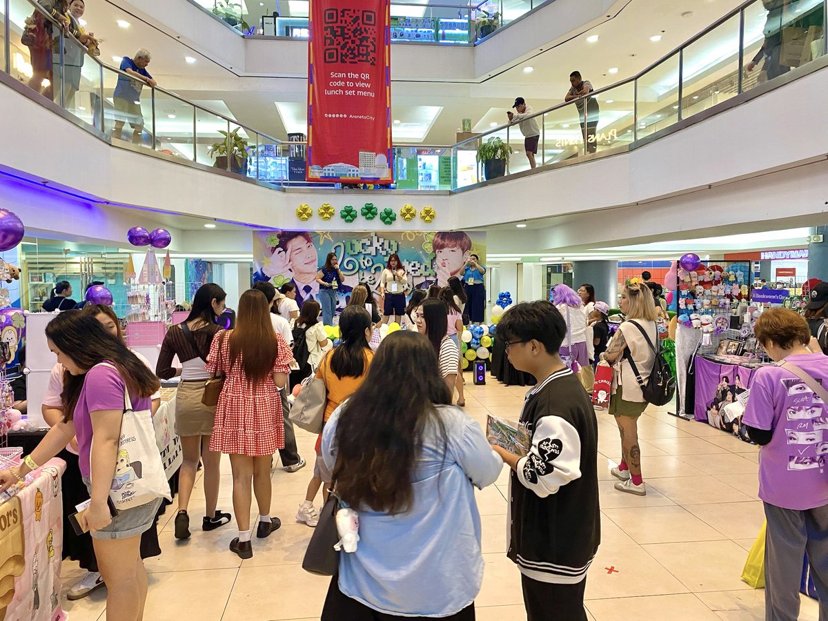 AranetaCity's tweet photo. Where you at, ARMYs?! ๐โจ
Donโt miss this special day together as we join the โLucky to be loved by NamKookโ fanzone event happening at the ๐ Activity Area, Lower Ground Floor, Ali Mall! ๐ซฐ๐ซถ
#AranetaCity #CityOfFirsts #AliMall https://t.co/f7KB3zC7yF
