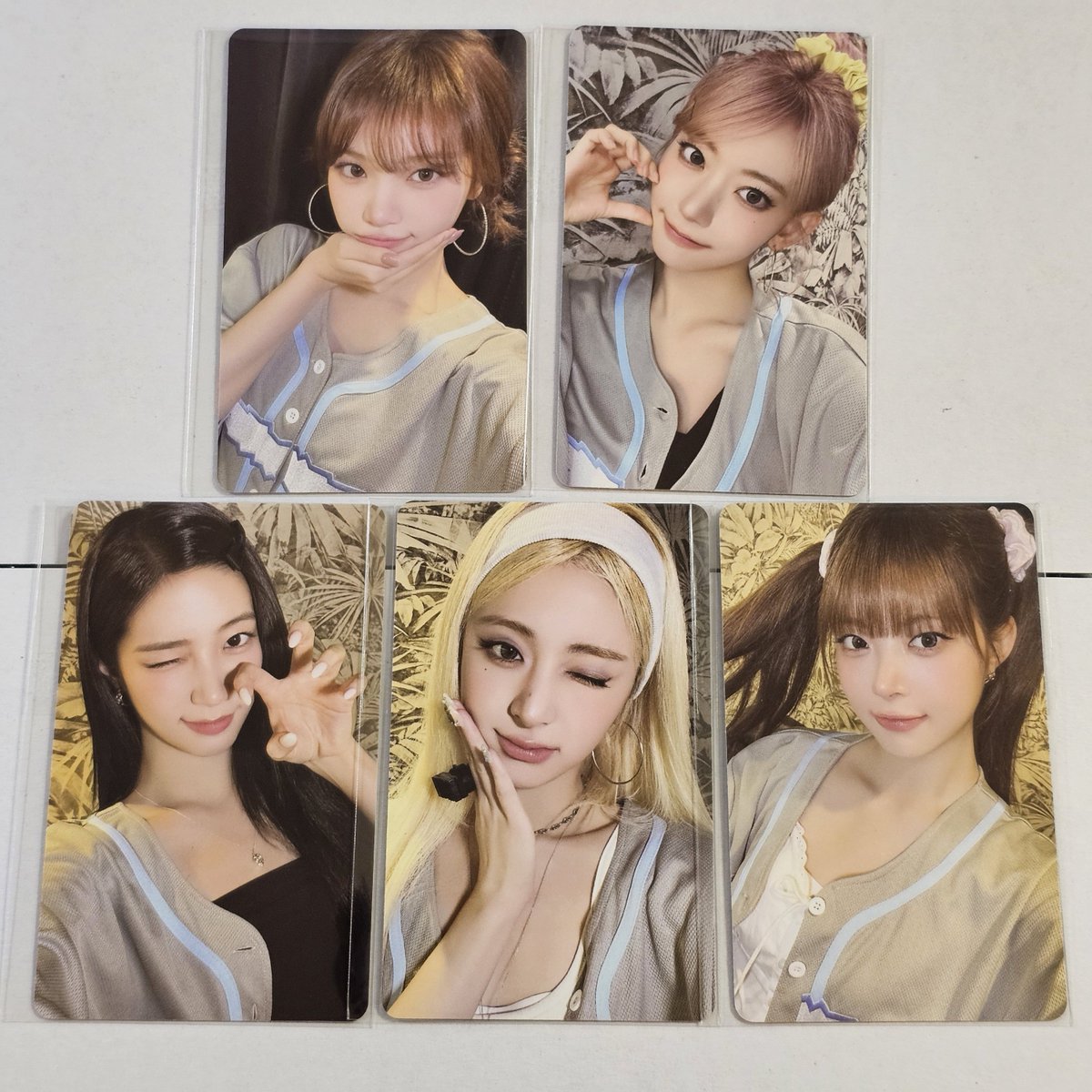BloomFearnot's tweet photo. #르세라핌
#MadeMyNight
위버스샵 예판 특전
일반판 / 컴팩트판 / 영통특전💖 https://t.co/PO8I2vRy5E