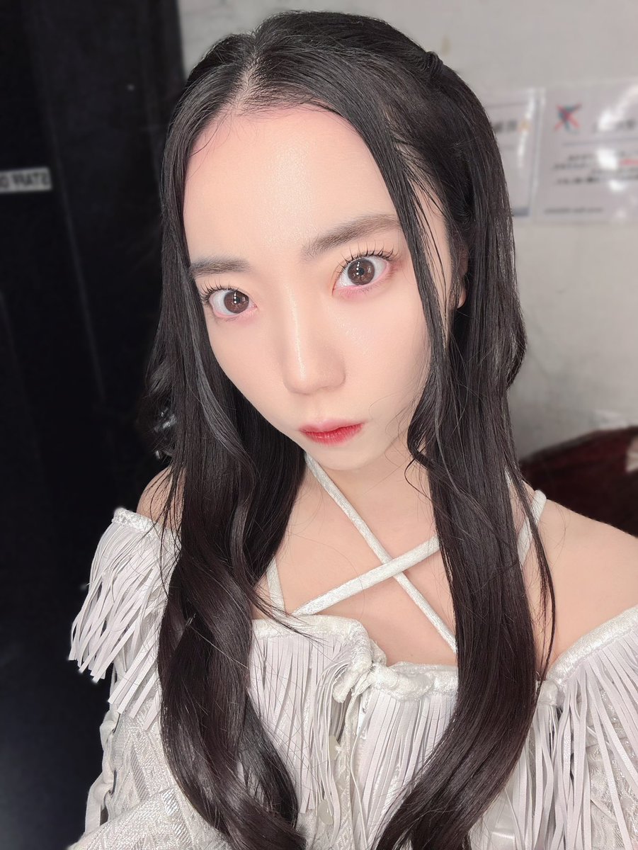 ruri_suika's tweet photo. サツキさん生誕(水花&amp;旧水花ツーマン)ライブありがとうございました🙏🏻🤍
久しぶりにサツキさんと一緒にステージに立てて嬉しかったです(T . T)
サツキさん、このような機会を作ってくださりありがとうございました🫶🏻 https://t.co/soJc1izQGs