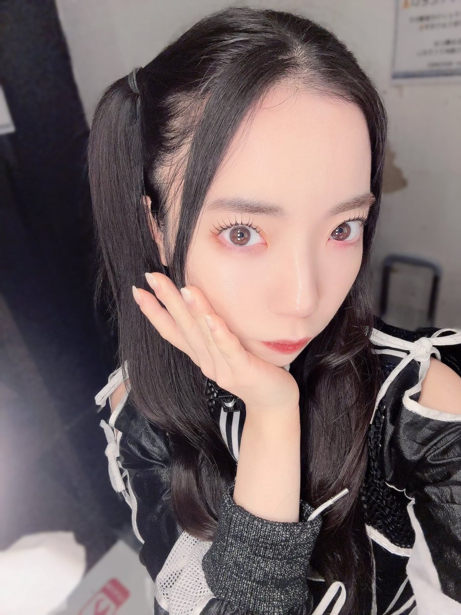 ruri_suika's tweet photo. サツキさん生誕(水花&amp;旧水花ツーマン)ライブありがとうございました🙏🏻🤍
久しぶりにサツキさんと一緒にステージに立てて嬉しかったです(T . T)
サツキさん、このような機会を作ってくださりありがとうございました🫶🏻 https://t.co/soJc1izQGs