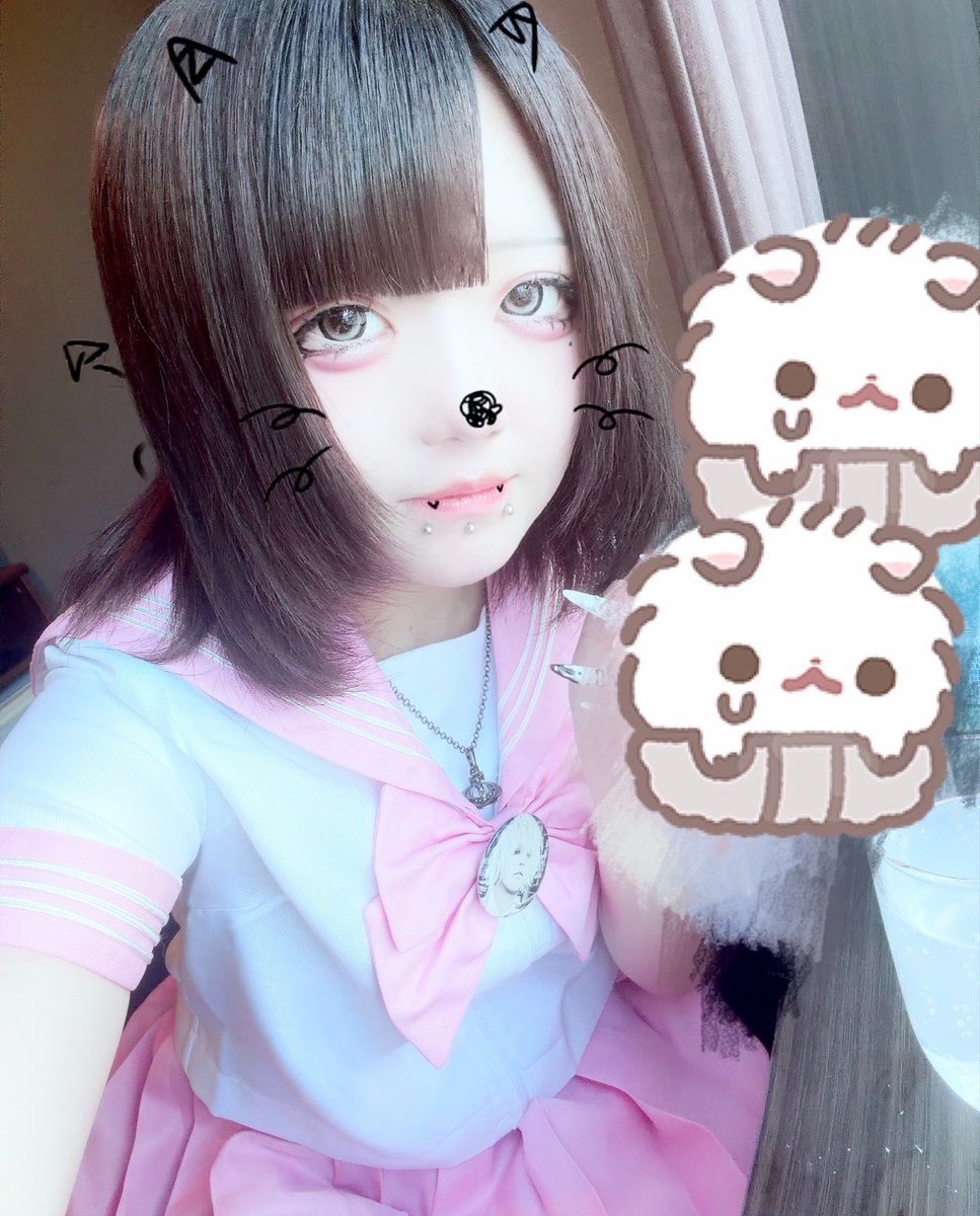 VtuwI0's tweet photo. 友達に借りてぴんごき(  .  ̫ .  ) https://t.co/5pYpLDcBcO