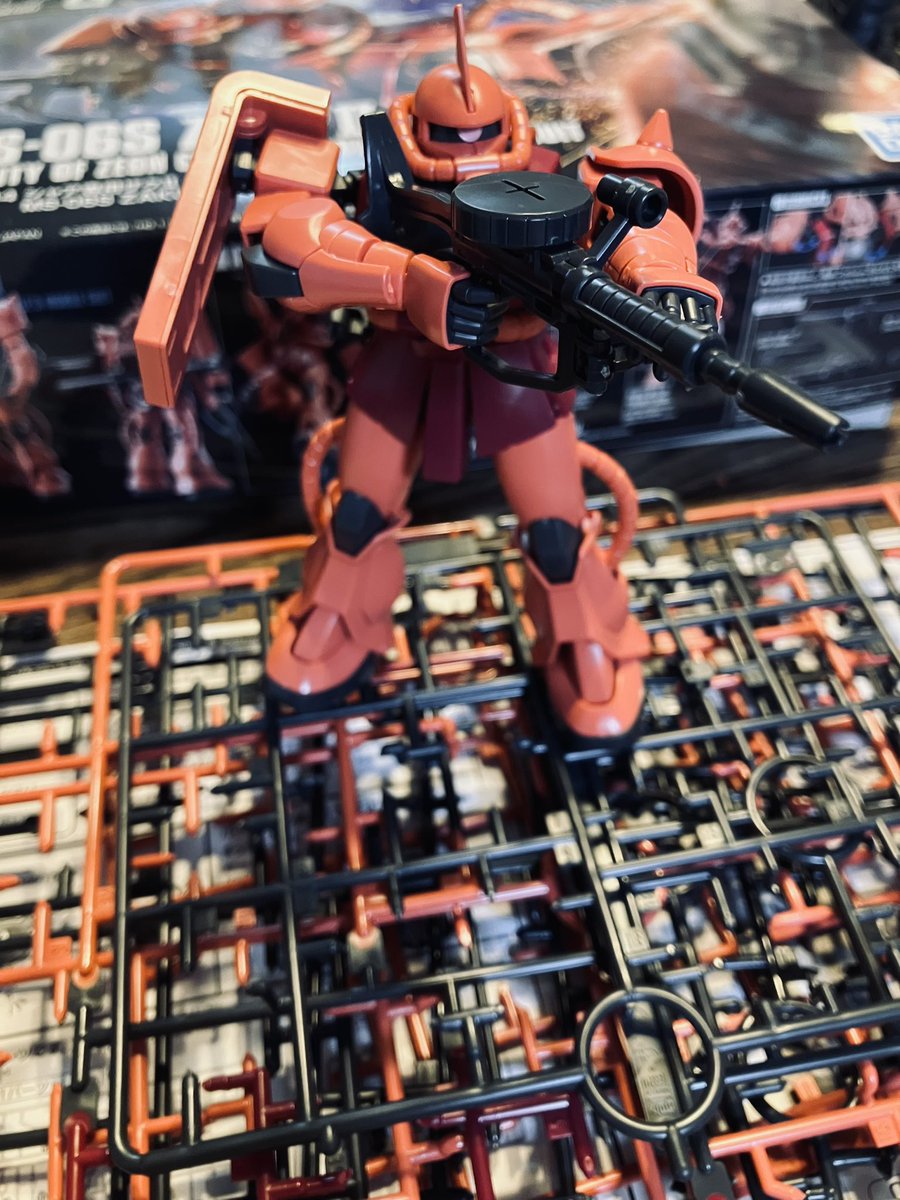 wznofuku's tweet photo. 四半世紀ぶりにザク作りましてん
赤やなくて緑がよかったのに。うどんの話やない。 https://t.co/94jyC3On4U