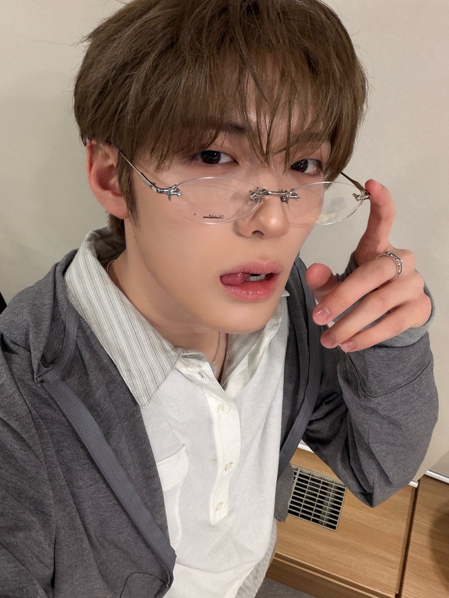 ALD1_official's tweet photo. buen día

#ALPHADRIVEONE #ALD1
#알파드라이브원
#SANGHYEON #상현 https://t.co/wXbPfPuiaL